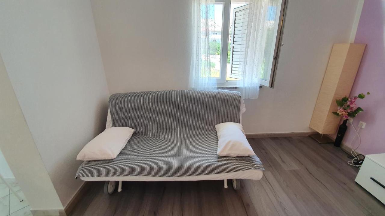 Apartments Miki Pag Town Luaran gambar